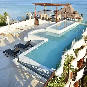 Spirit **** Isla Holbox